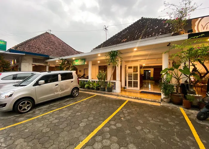 Parikesit Guest House Yogyakarta